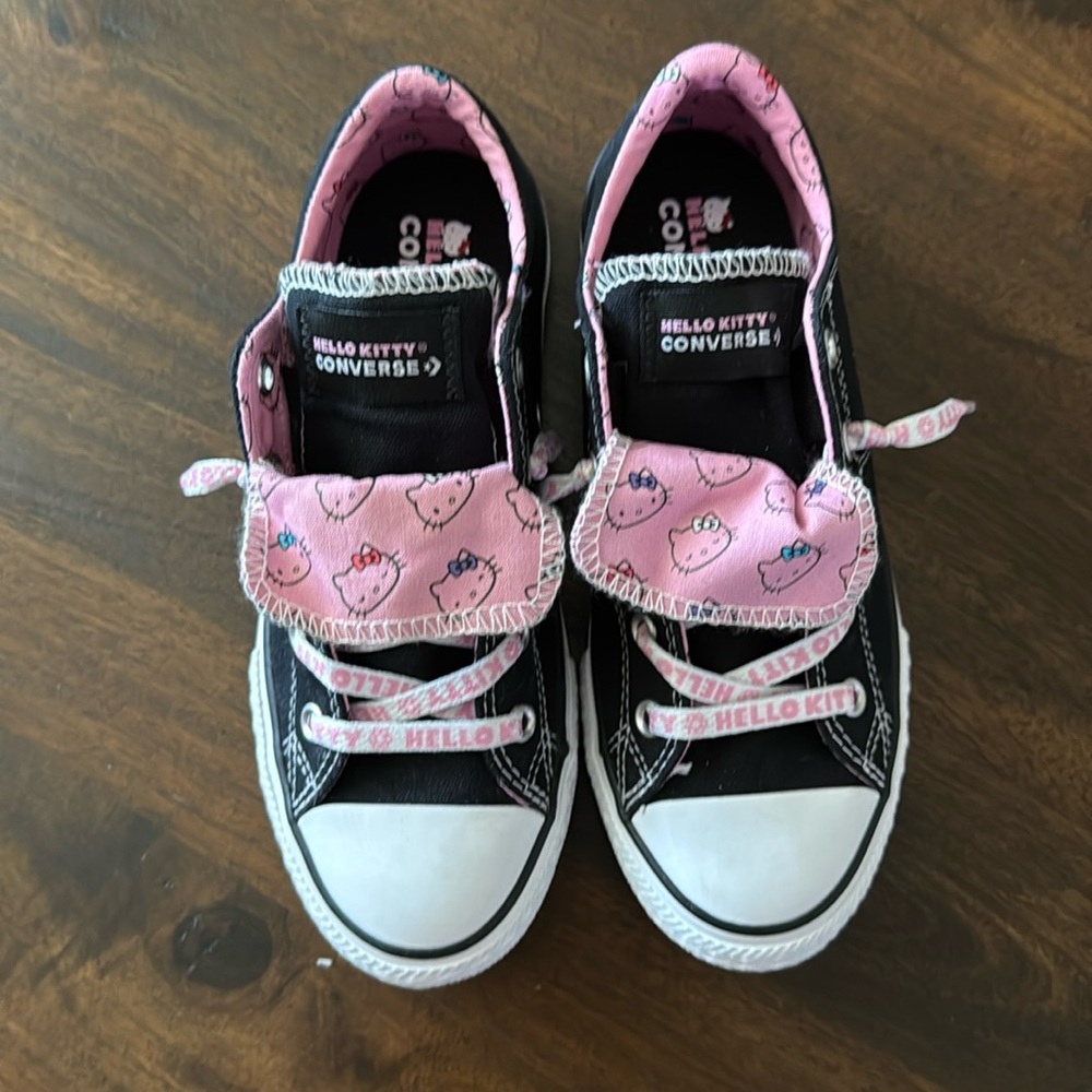 Hello Kitty x Converse kids shoes